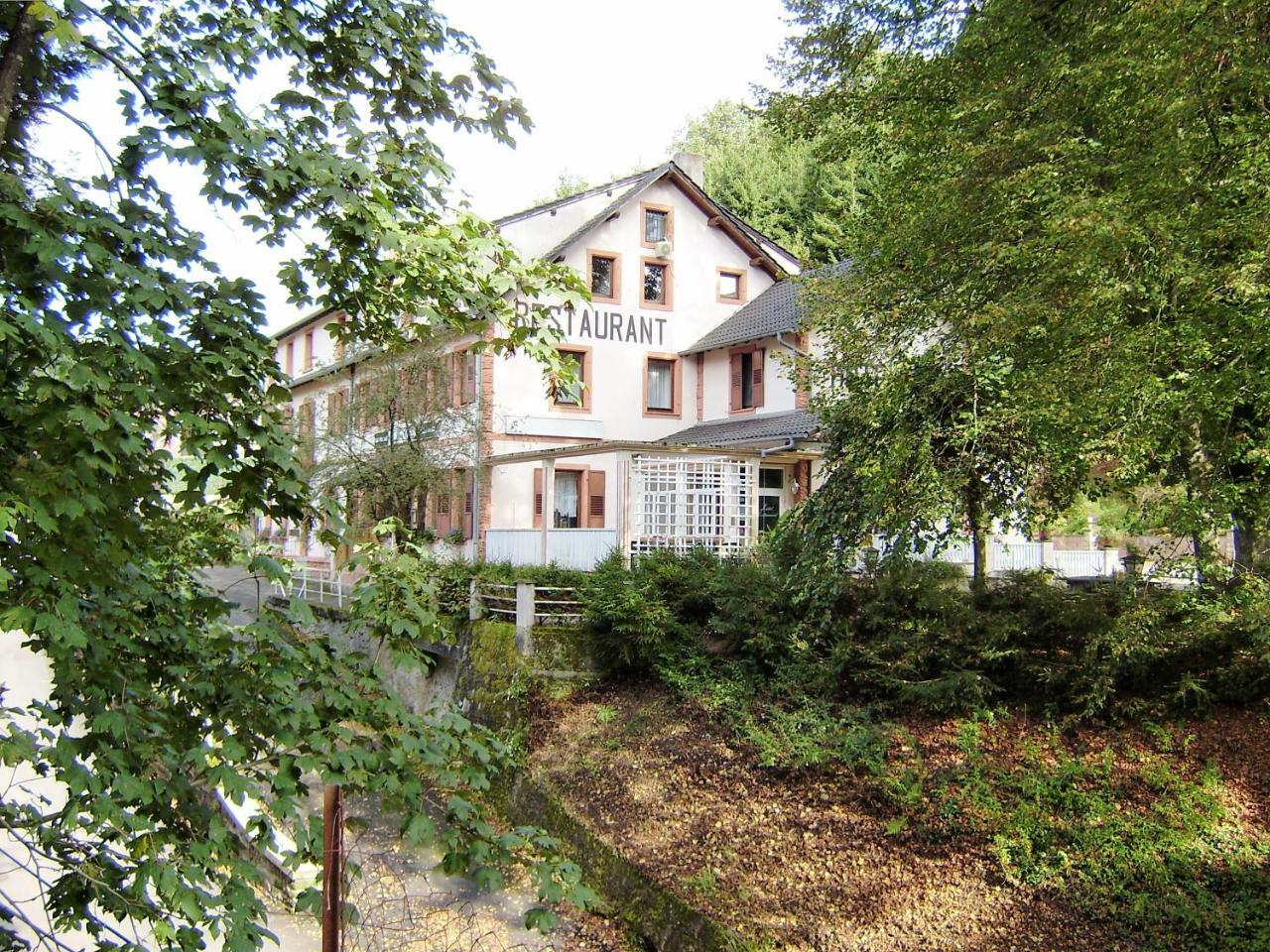 Auberge Des Mesanges Hotel Meisenthal Exterior photo